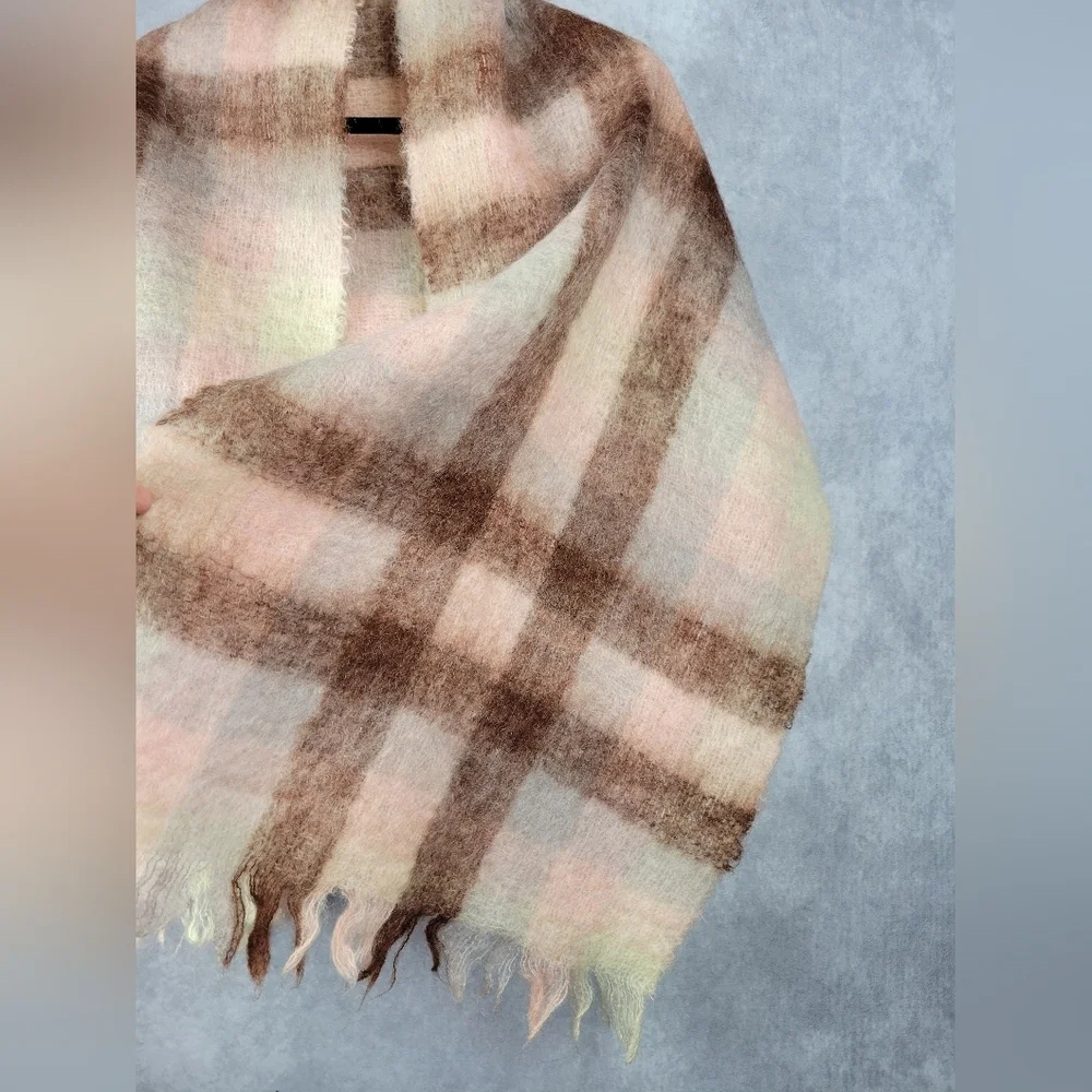 Filene's Boston Hair & Wool Plaid Fringe Scarf Unisex Made‎ Germany 19